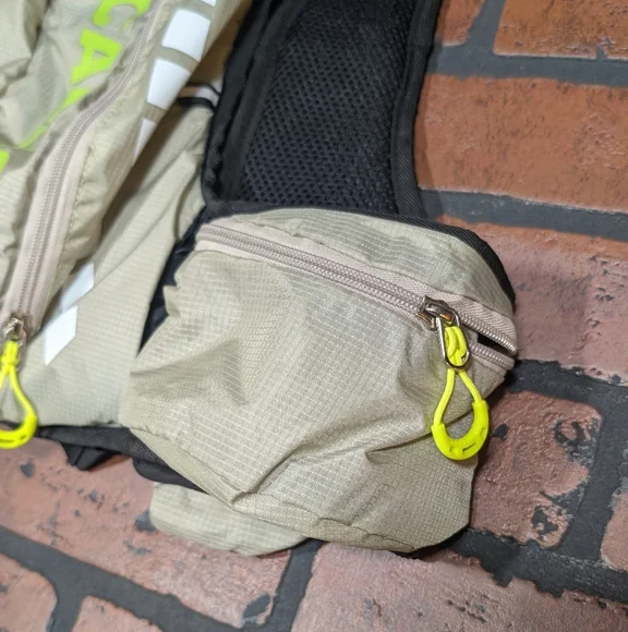 Trail Running Vest - Local Lion - Picture 8 of 14